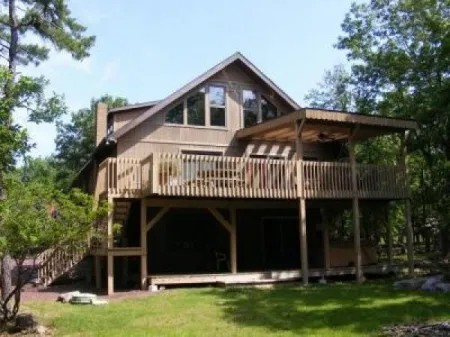 6 Bedrooms House Rental in Lake Harmony, Pennsylvania