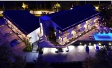 Location, Location, Best location!!! OCEAN view 