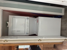 Mama Bear -  Pigeon Forge & Gatlinburg Great Smoky Mountains