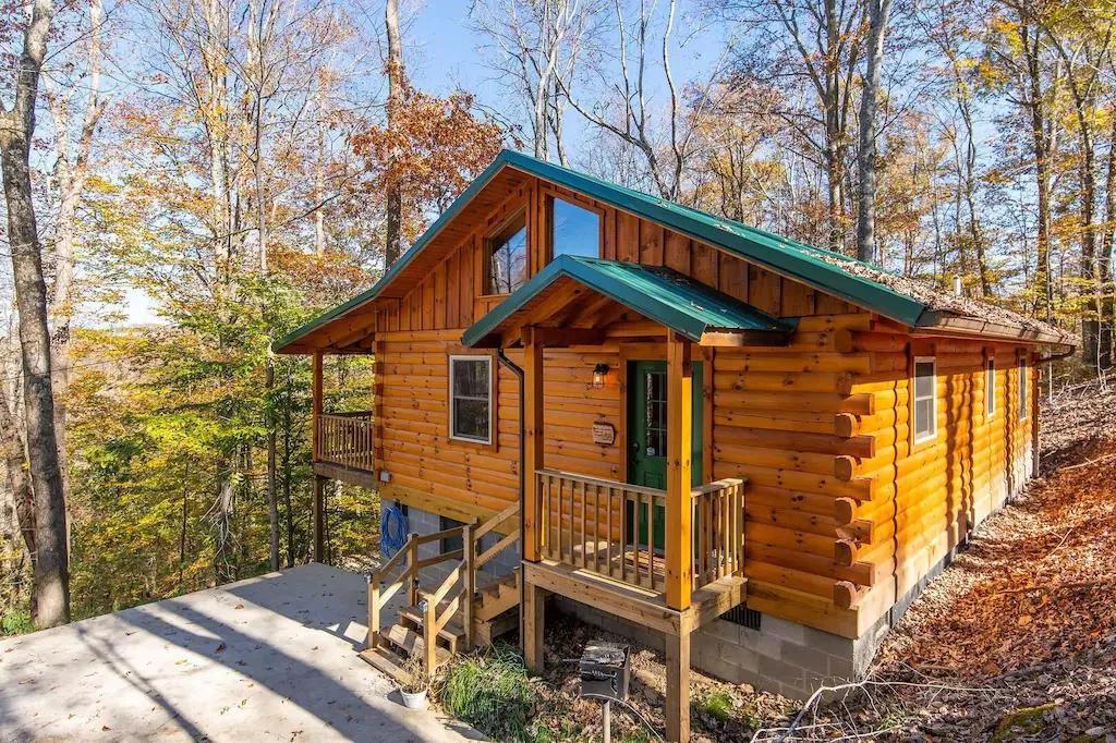 2 Bedrooms Cabin Rental in Kentucky, United States of America