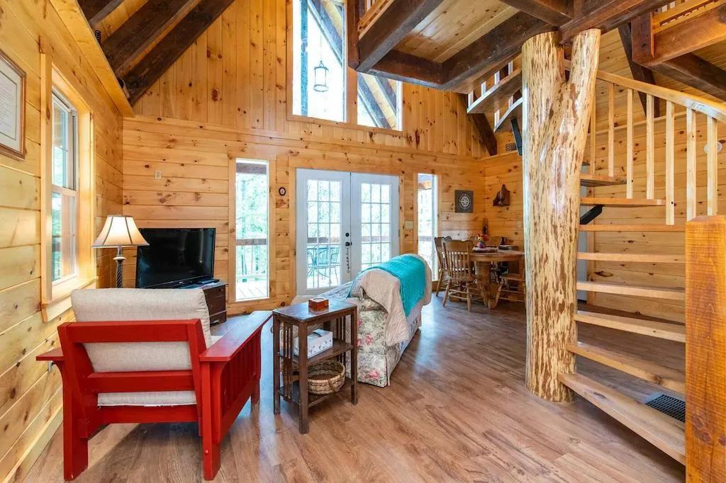 1 Bedroom Cabin Rental in Kentucky, United States of America