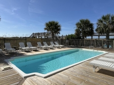 16 Bedroom Oceanfront home in Holden Beach Sleeps 50!
