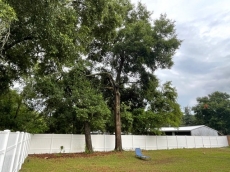 QUEEN BEDROOM + POOL