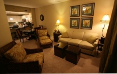 SPECIAL NOV 931.00 A WEEK GRAND PANAMA, FIRST FLOOR- WALK-OUT, DiRECT /BEACH