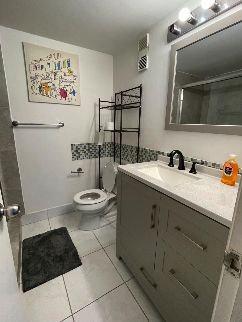 Charming 1 Bed in South beach