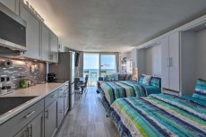1 Insta-Worthy. Ocean Front-Best Corner unit in building. Everything is Luxurious