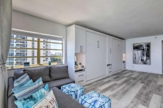 1 Insta-Worthy. Ocean Front-Best Corner unit in building. Everything is Luxurious