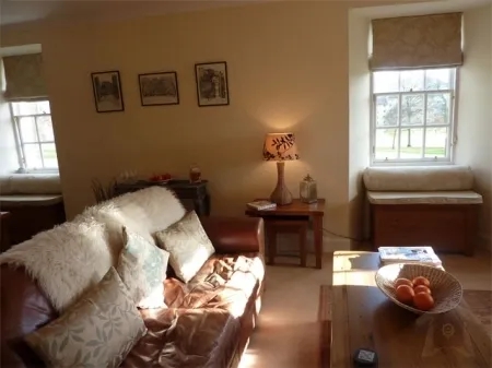 2 Bedrooms Apartment Rental in Edinburgh, United Kingdom