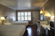 2 Queen Beds in a Studio Suite stay a night or a week!