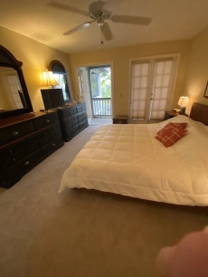 2 minute walk, beachside pool, bar and outside dining,16tennis courts. Gated.