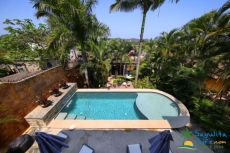 Beautiful pool/backyard