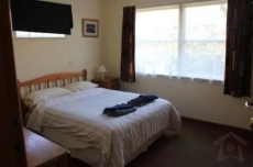 5 Bedrooms Lodge Bularangi Lodge