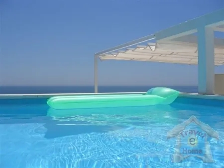 3 Bedrooms Apartment Rental in Marbella, Spain