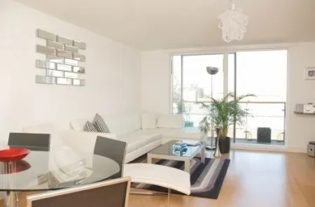 3 Bedrooms Apartment Rental in Hoxton, United Kingdom