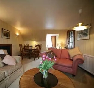 3 Bedrooms Apartment Rental in St. Andrews, United Kingdom