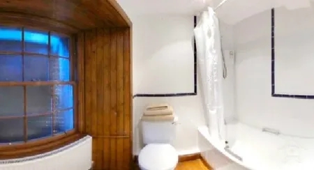 1 Bedroom Apartment Rental in Calton Hill, United Kingdom