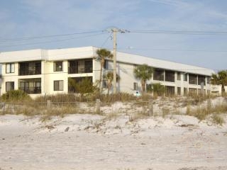 2 bedrooms in Bradenton Beach, Florida