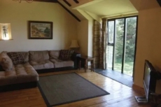 2 Bedrooms Barn Woodside Semi