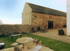 2 Bedrooms Barn Gateside Semi