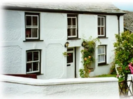 4 Bedrooms Cottage Rental in Boscastle, United Kingdom
