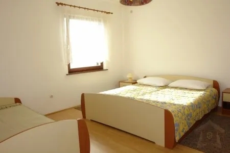 2 Bedrooms Apartment Rental in Pag, Croatia