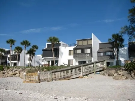 2 Bedrooms Condo Rental in Englewood, Florida