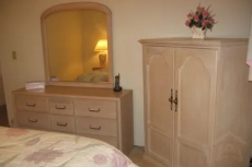 2 Bedrooms Condo Paradise Park