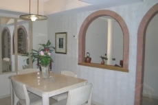 2 Bedrooms Condo Paradise Park