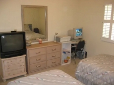 2 Bedrooms Condo Paradise Park