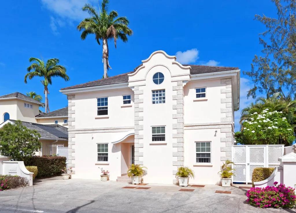 3 Bedrooms Villa Rental in Saint James, Barbados