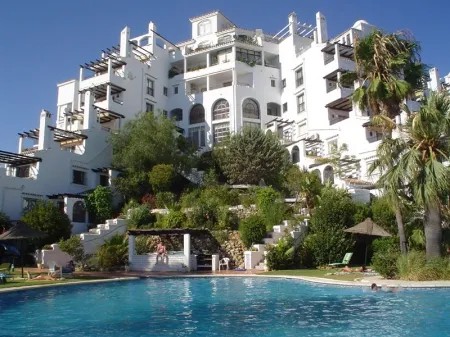 2 Bedrooms Apartment Rental in Costa del Sol, Spain