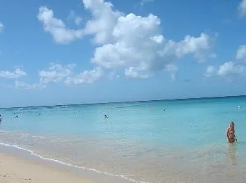 2 Bedrooms Apartment Rentals By Owner in Holders Hill, Barbados