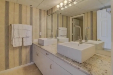 Gulf Front with Private Balcony