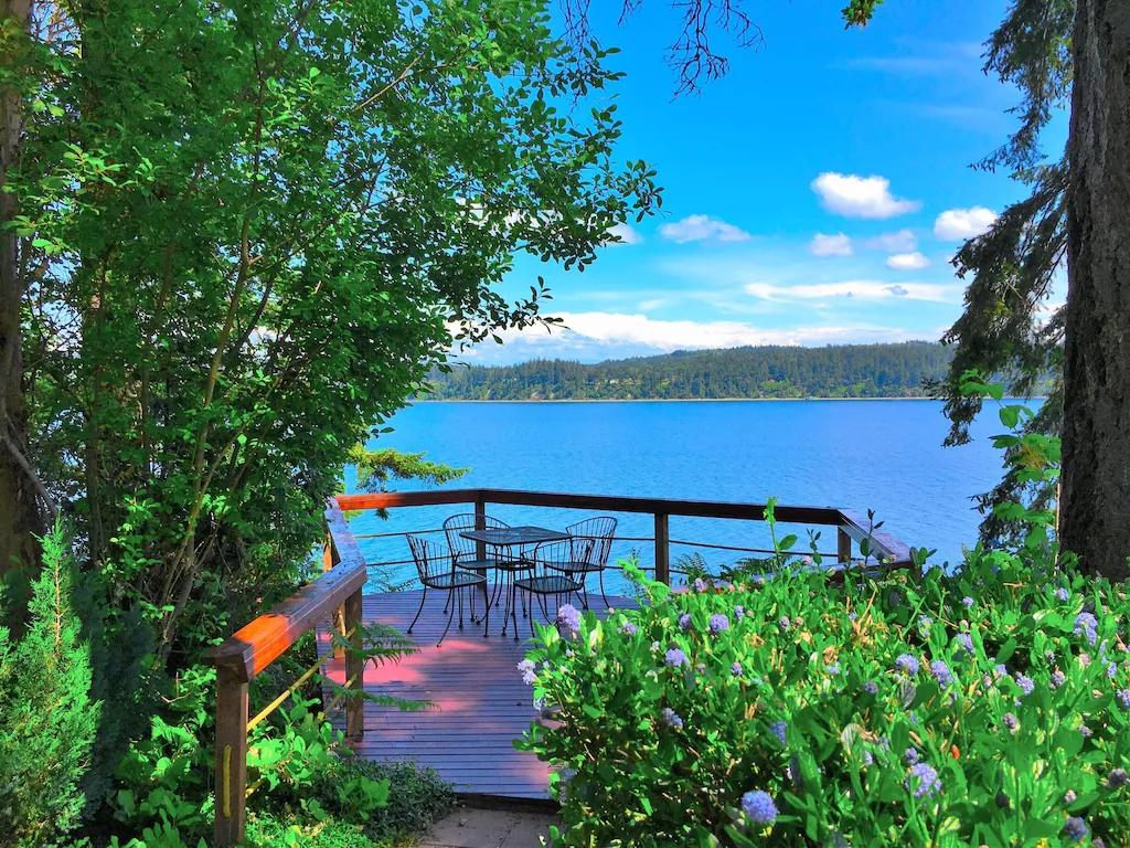 4 Bedrooms Mountain View Estate Rental in Whidbey Island, Washington
