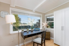 STUNNING HOME 4 MIN WALK TO BEACH, RESERVED PRKG