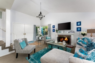 4 BR Mountain View condo Rental in Lake Forest, California