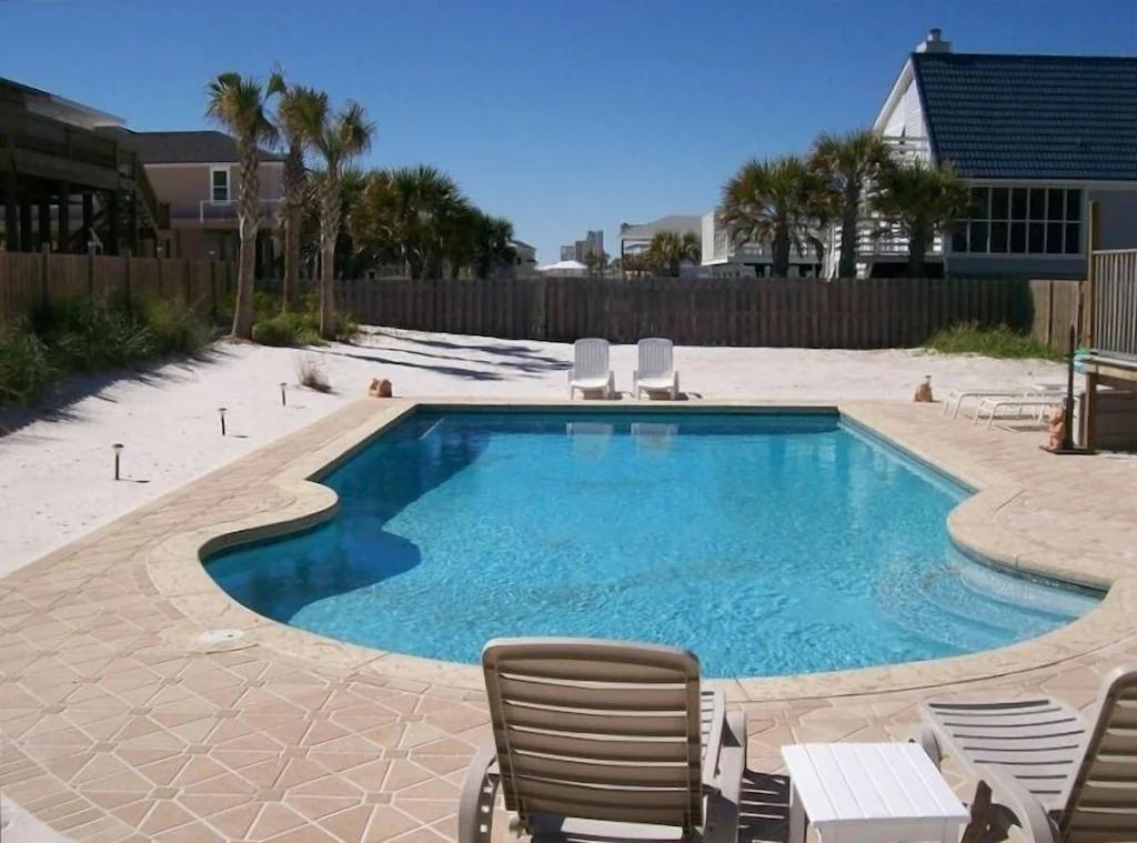 5 Bedrooms House Rental in Pensacola Beach, Florida