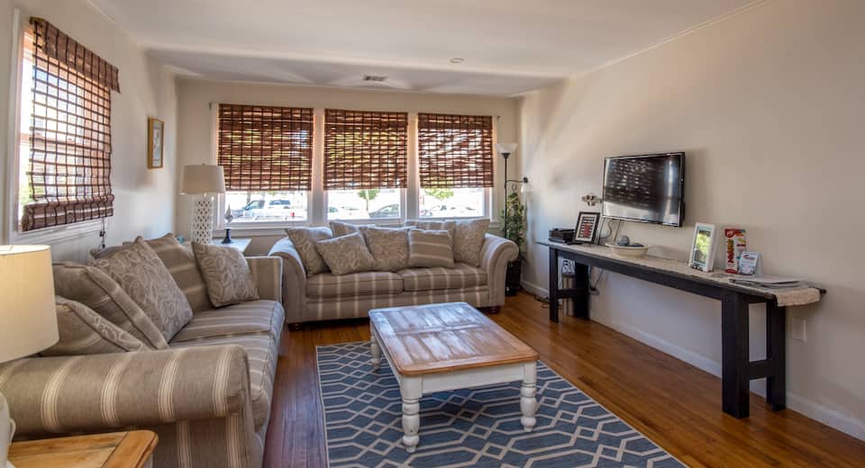 5 Bedrooms House Rental in Seaside Heights, New Jersey