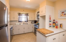 5-Bedrm, 2.5 Bathrm, Split-level Home, Spacious