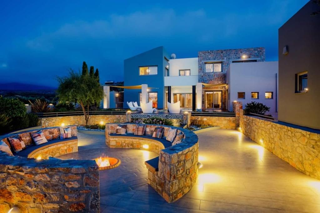 5 Bedrooms Oceanfront Villa rental with Private pool, Hot Tub in Crete, Greece. PIVKO MANSION