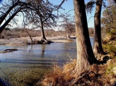 2 Bedrooms Cottage Frio River's