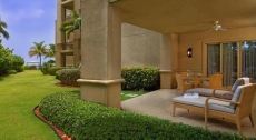 Beautiful Residence steps away from 7Mile Beach, at The Ritz-Carlton
