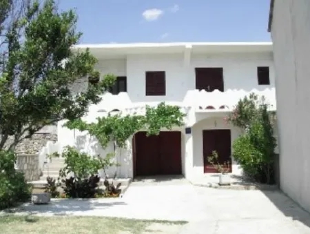 1 Bedroom Apartment Rental in Podgora, Croatia