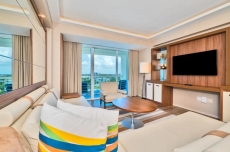 Lovely 1 Bedroom with Beautiful City Views