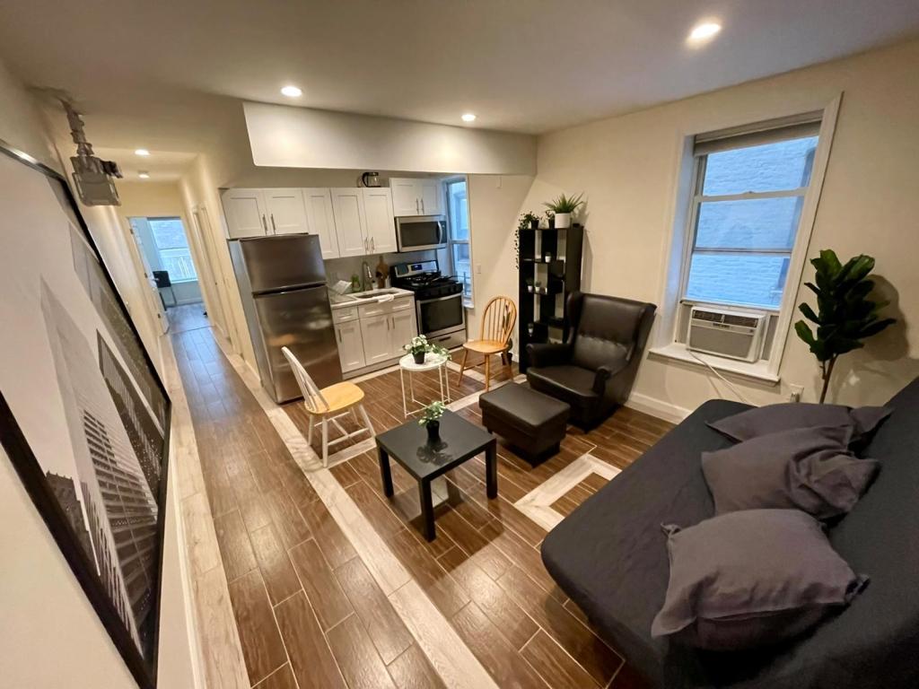 2 Bedrooms Apartment rental in Long Island, New York. NEW 2 BEDROOMS APARTAMENT