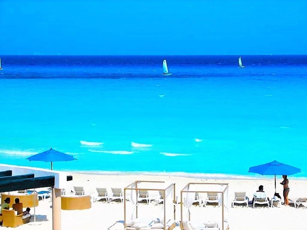 1 Bedroom Beachfront Condo Rental in Playa del Carmen, Quintana Roo