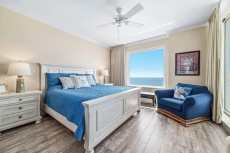 2 BR Indigo Beachfront - Tony Hobbs - Free Beach Service In Season Two King Beds