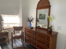 Private new 5 star spacious Apt/large deck/view