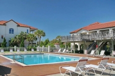 Welcome Snowbirds! 5 Star Reviews, Beautiful Sunset Views, Elevator!