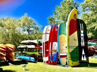 REDWOOD INN and SUITES